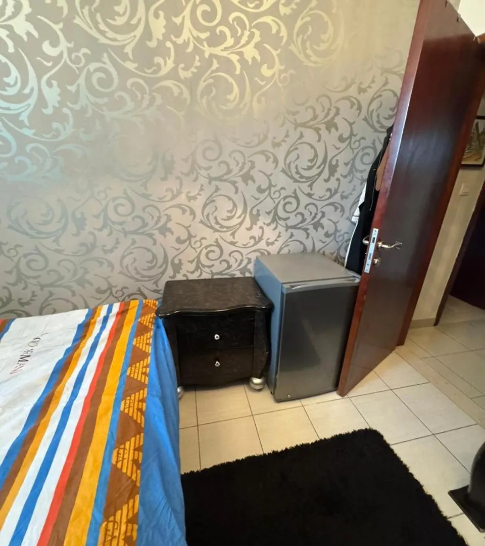 La-Vida Room - Females Only Dubai Homestay